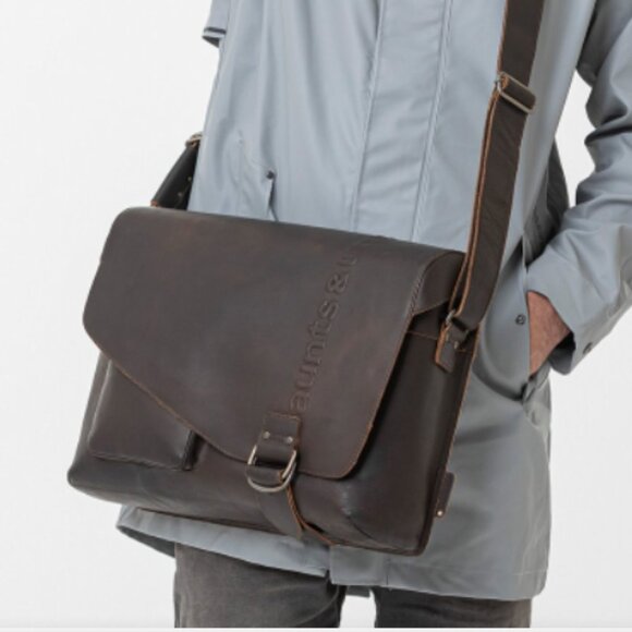 aunts and uncles premium Buffalo leather Big Judd messenger Bag Dark Brown